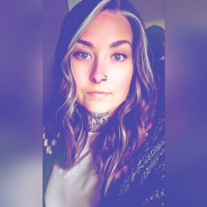 Meet your Posher, Cacie